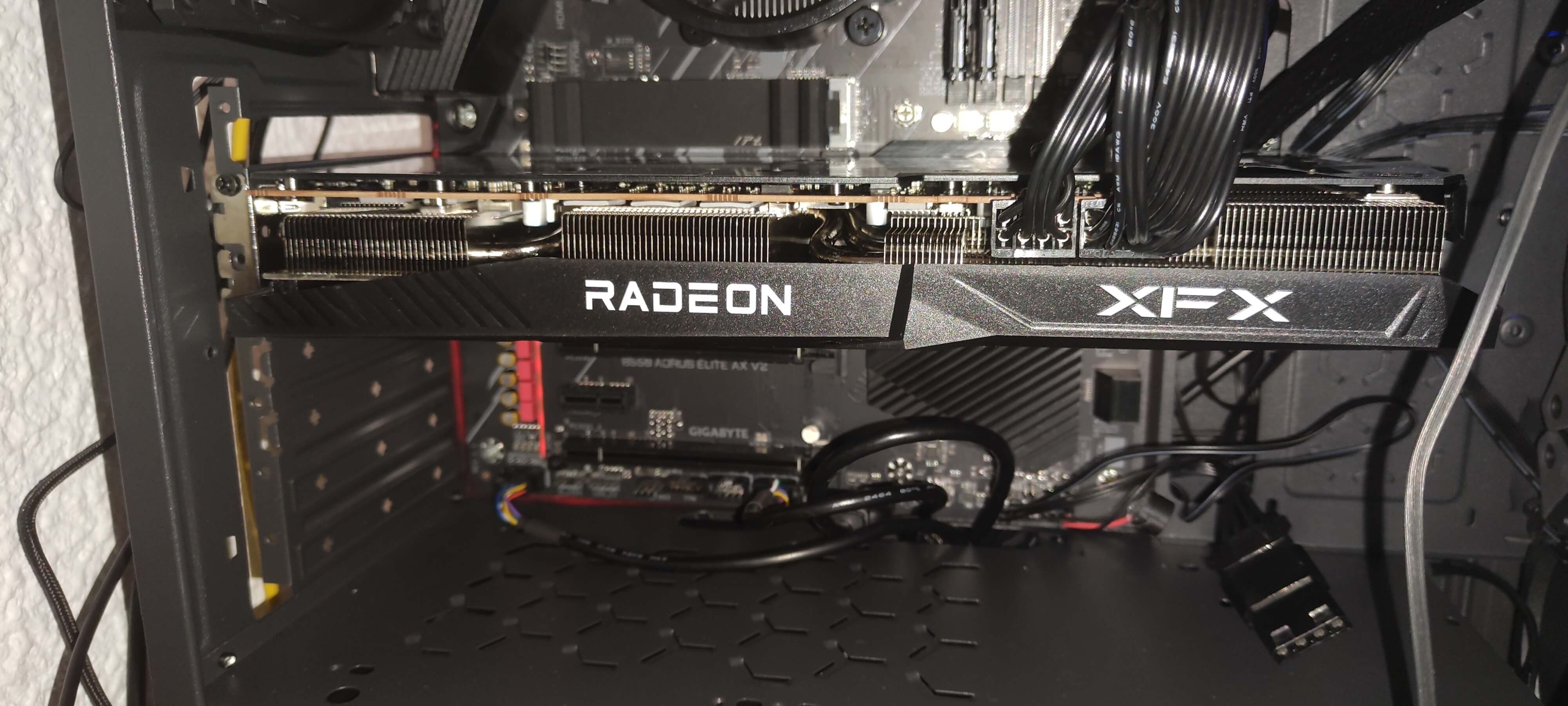XFX SPEEDSTER SWFT 309 AMD Radeon RX 6700 CORE 10GB GDDR6 ...