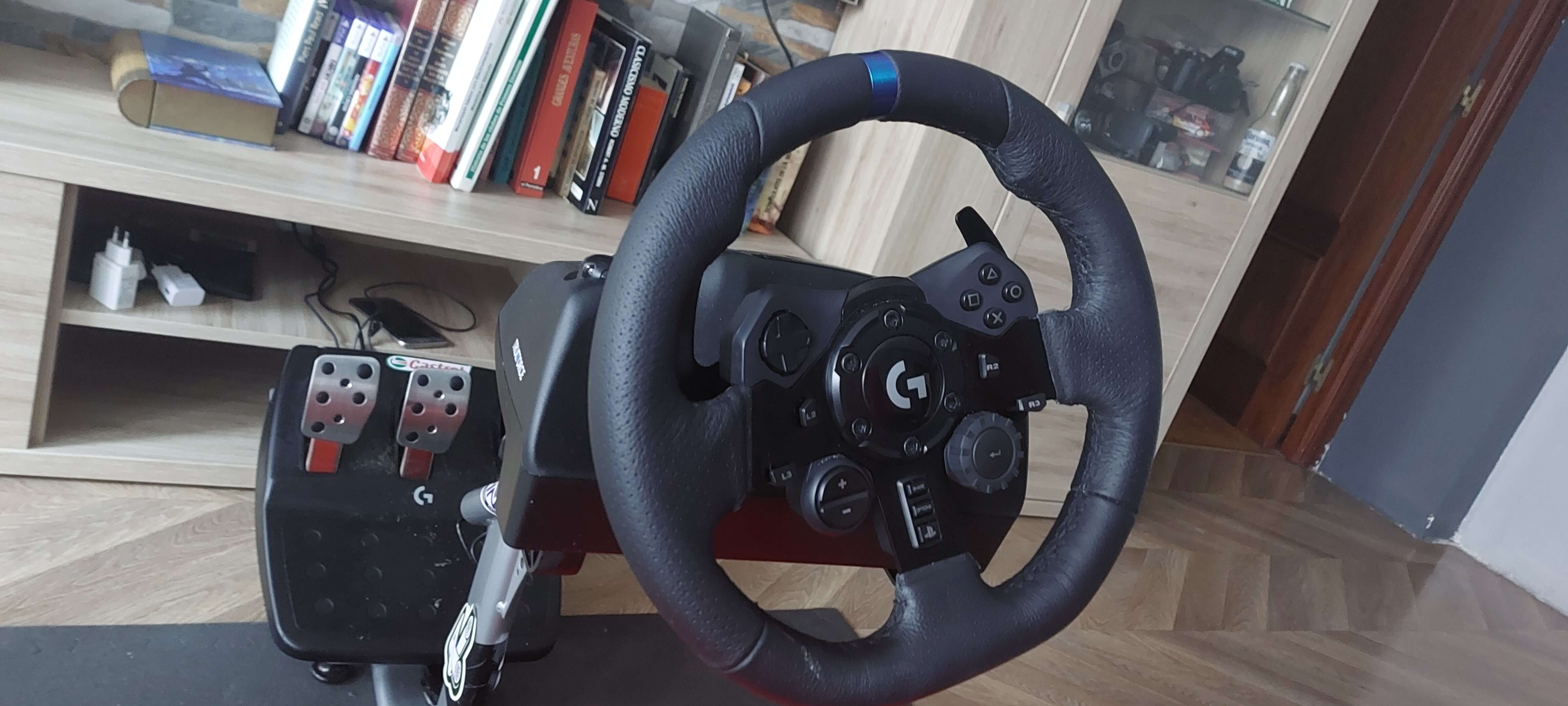 Volante de corrida Logitech G29 Driving Force C/ Pedal C/ Câmbio  Ps3/Ps4/Ps5/Pc Simulador Completo + Garantia - Escorrega o Preço