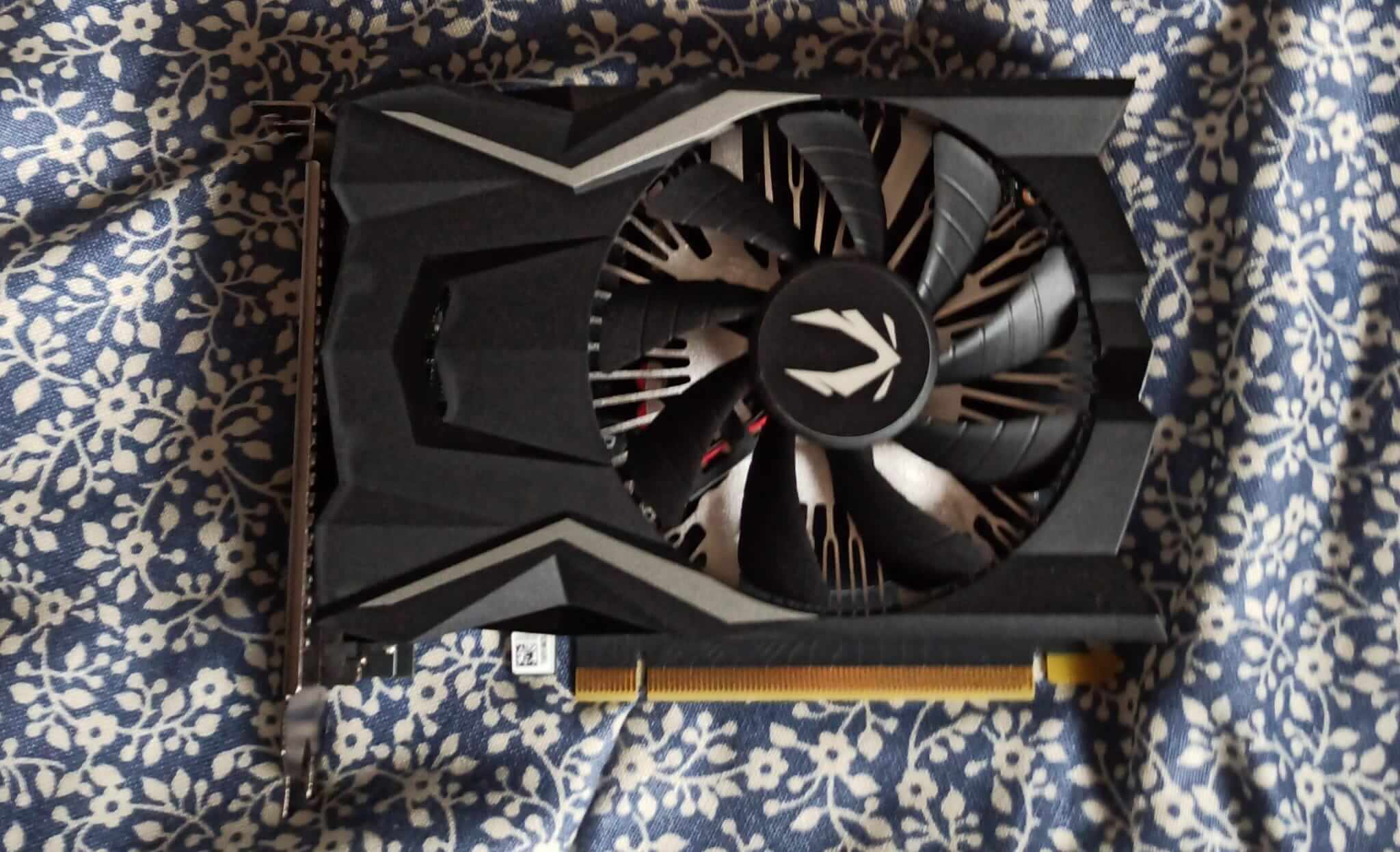 Tarjeta Gráfica Zotac GAMING GeForce GTX 1650 OC 4GB GDDR6