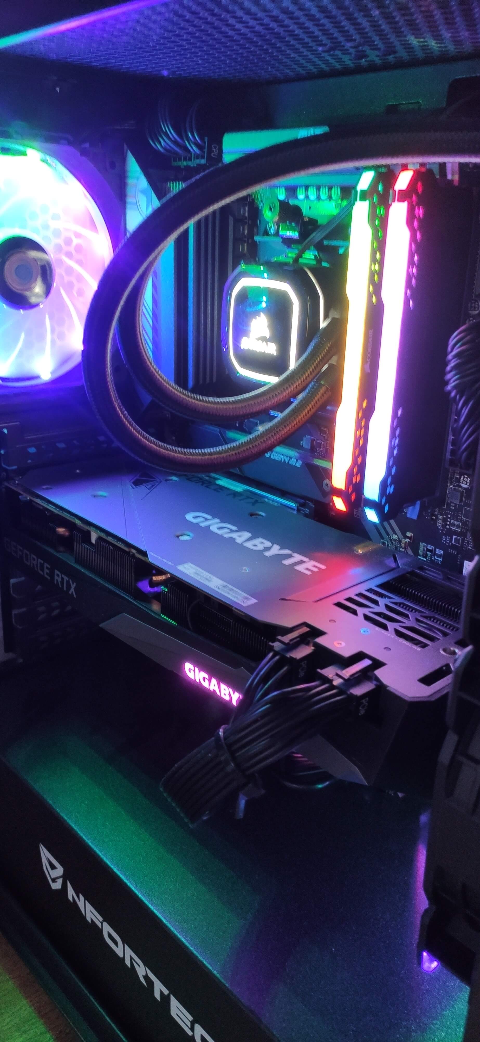 Gigabyte GeForce RTX 3070 GAMING OC LHR V2 8GB GDDR6 | PcComponentes.pt
