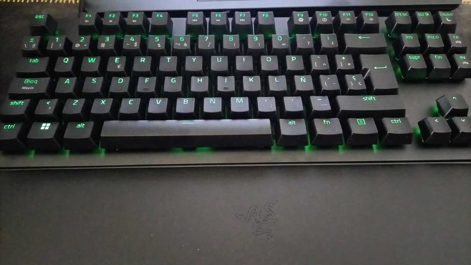 Razer Huntsman V2 TKL Teclado Mecánico Gaming RGB Switch Óptico Lineal ...