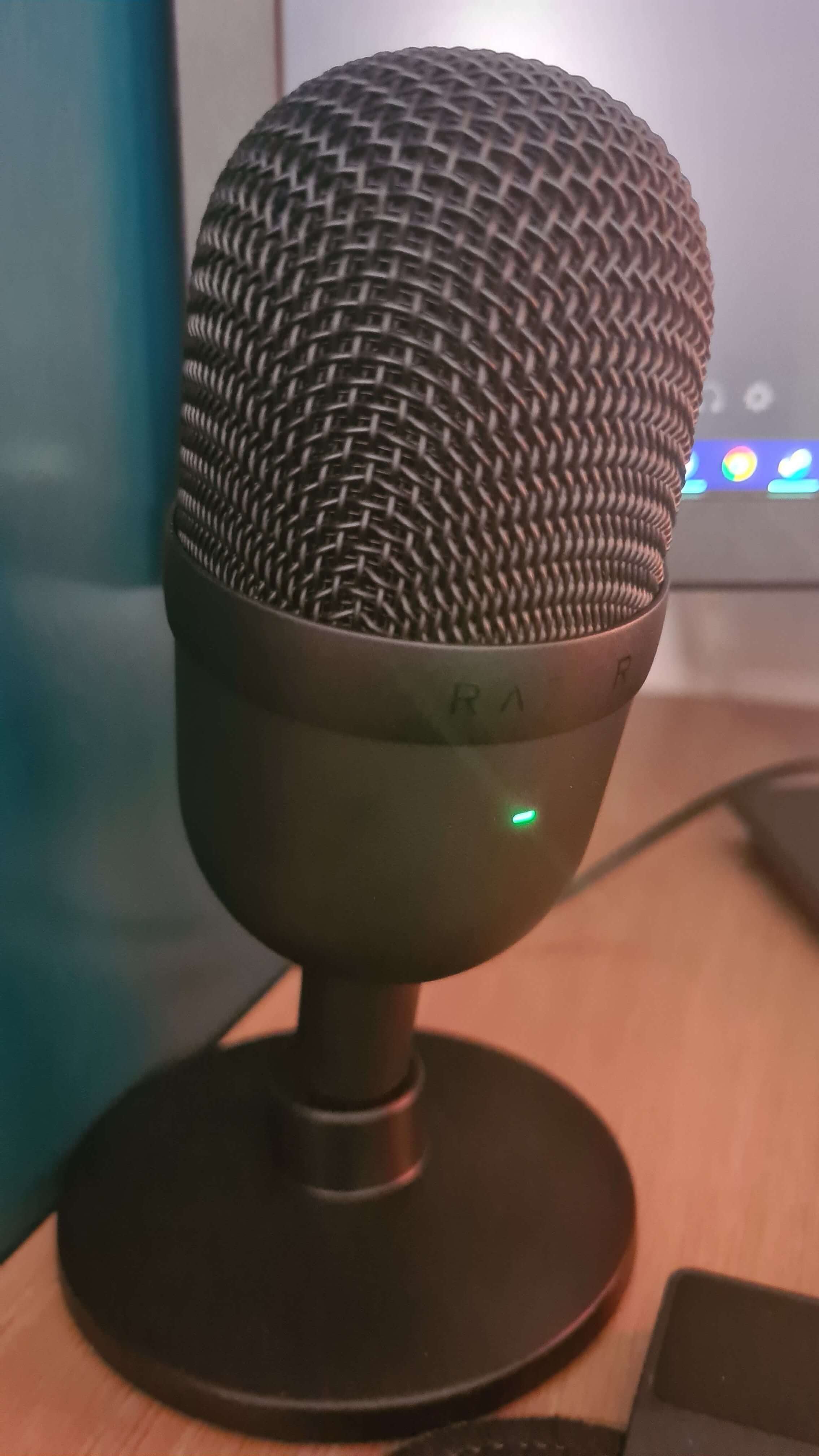 Razer Seiren Mini Microfono USB Da Streaming - Supercompatto Con Rilevamento Supercardioide - Foto 9