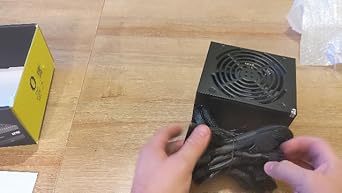 Corsair CX750 Alimentation PC 750W 80 Plus Bronze - Ventilateur Silencieux Câbles Gainés Non Modulaire