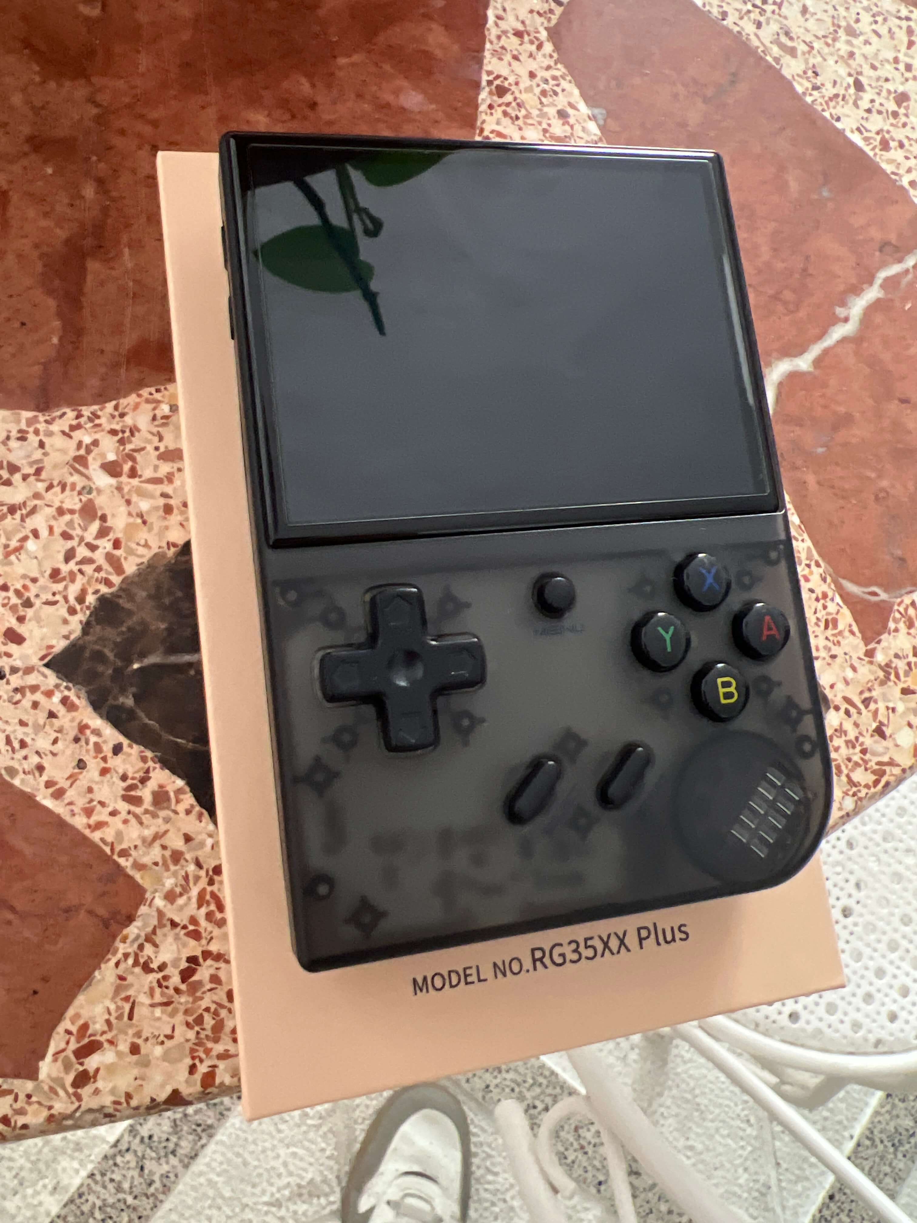 Powkiddy RG351P schermo IPS da 3,5 pollici doppio joystick console di gioco portatile retrò 1 GB