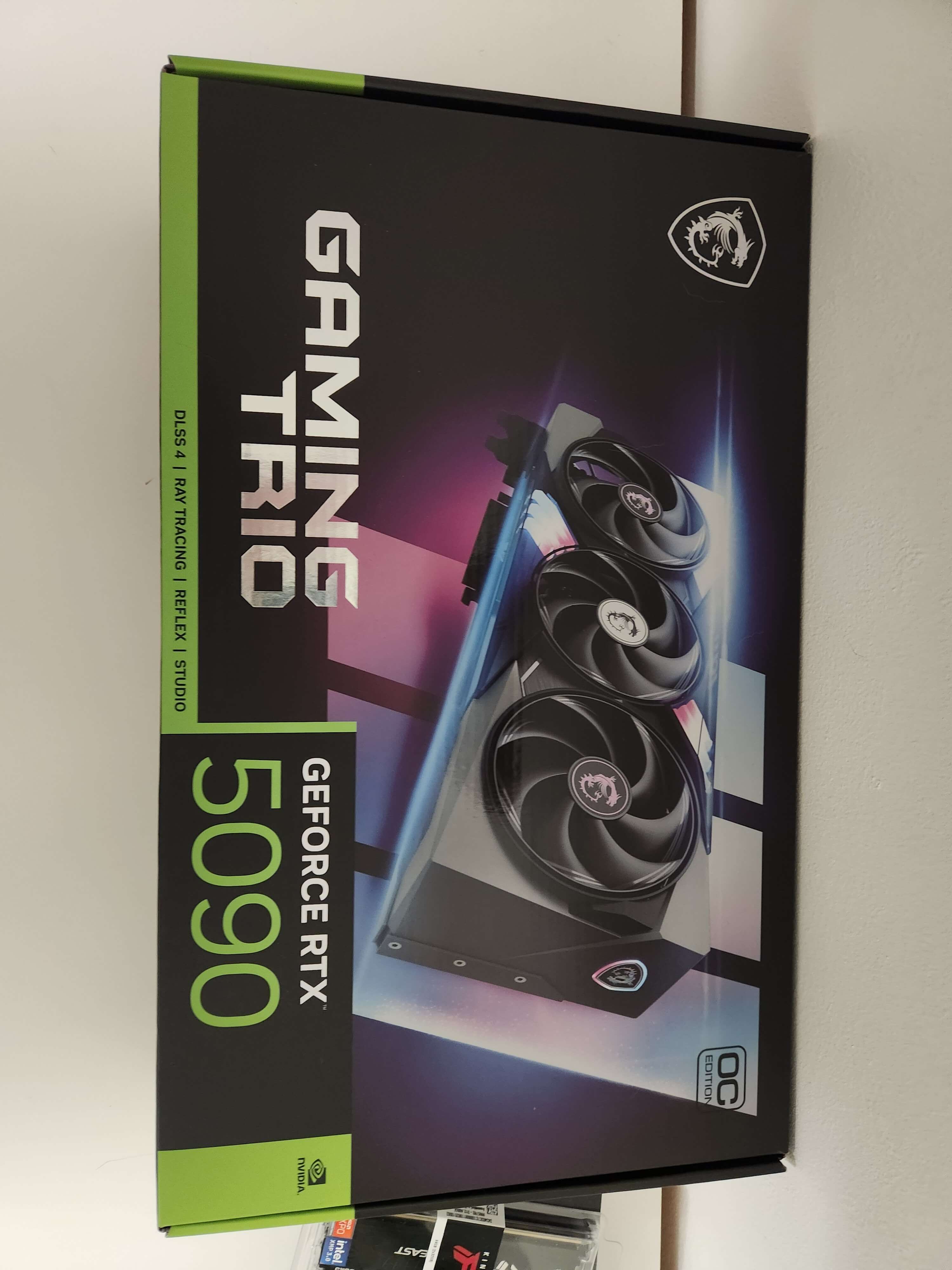 MSI GeForce RTX 5090 VENTUS 3X Comparaison de benchmark et de GPU