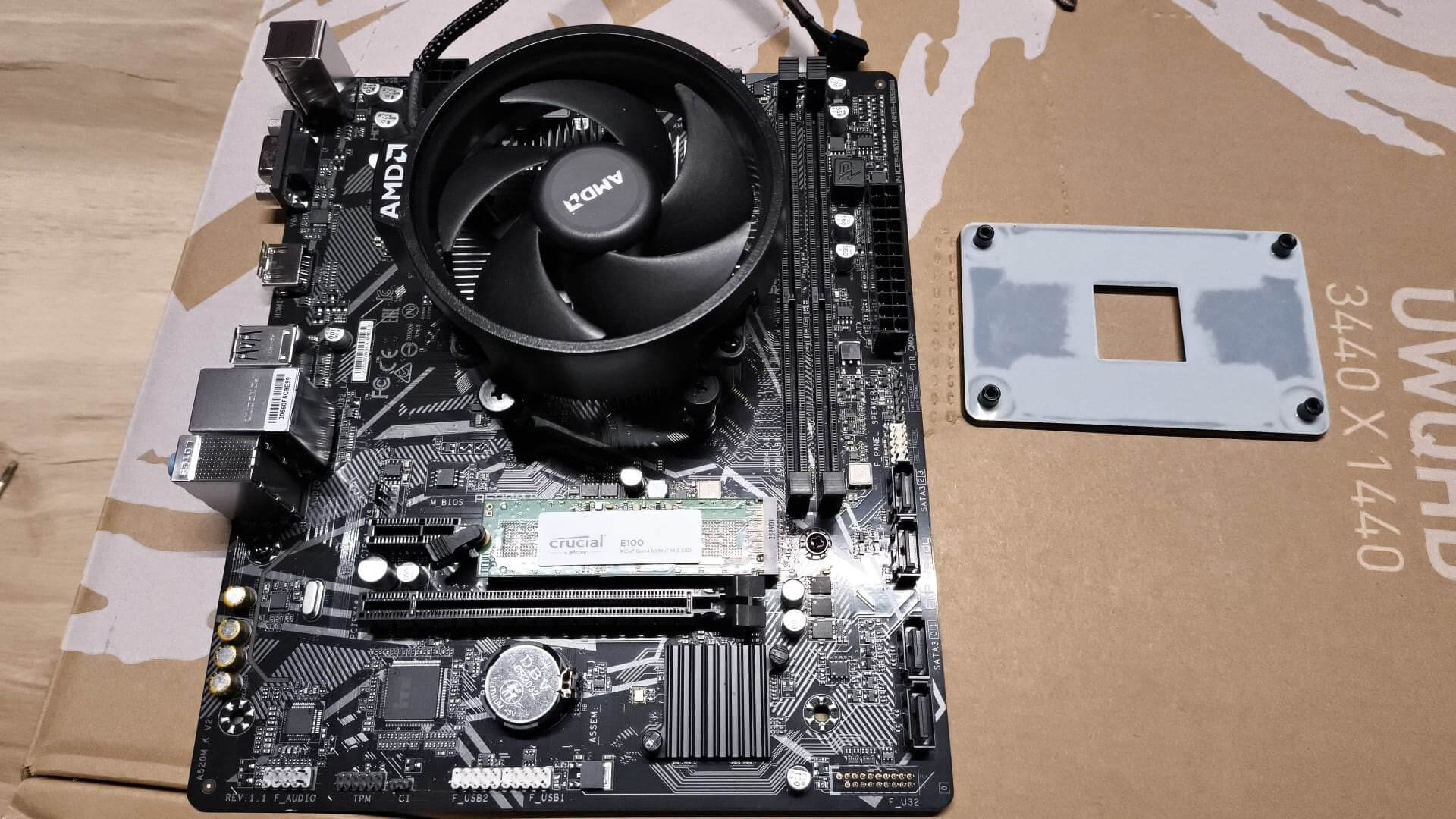 Processador Amd Ryzen 3 3200g, 3ª Geração, 4 Core 4 Threads, Cache 6mb
