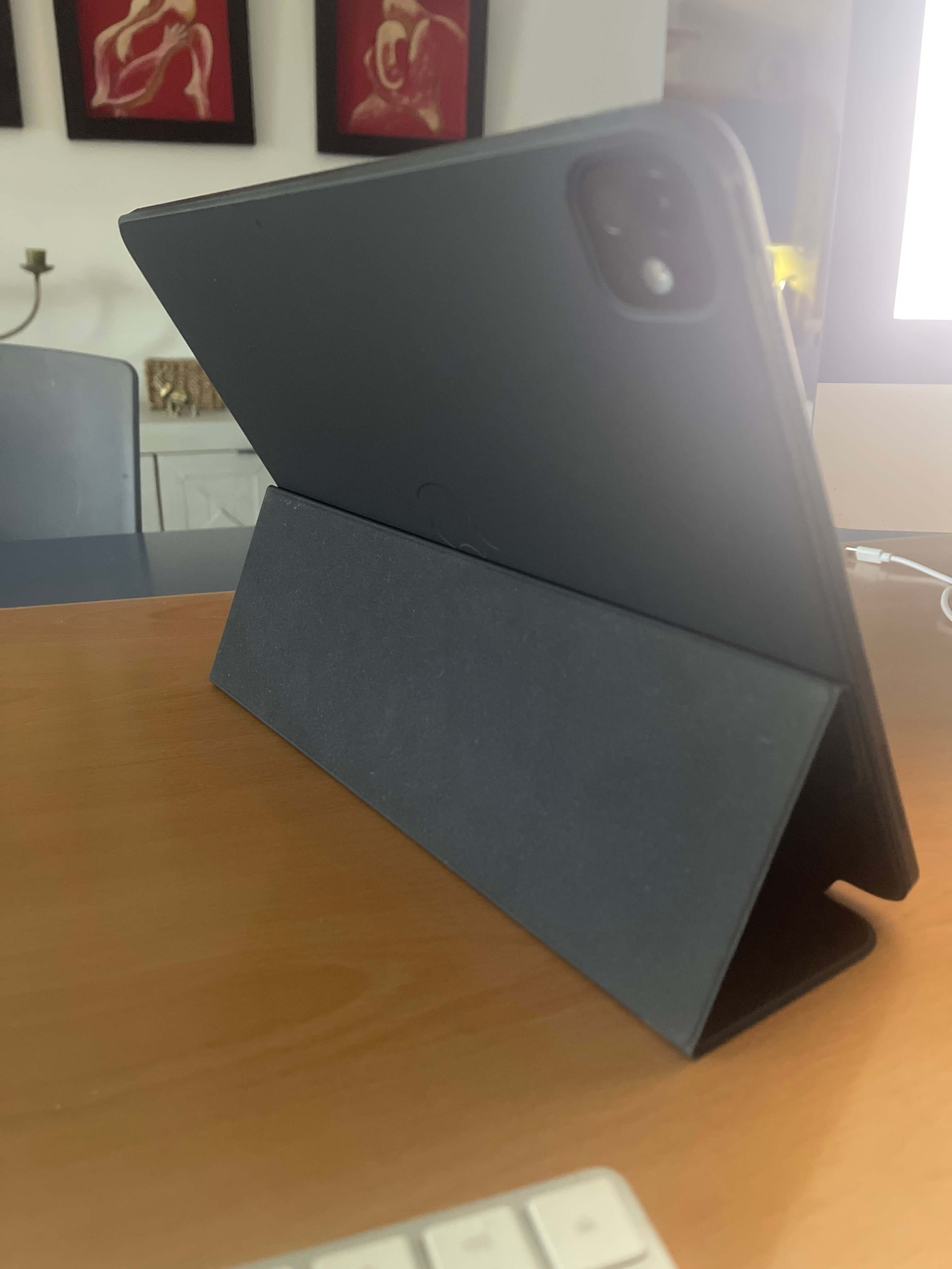 Apple Magic Keyboard para iPad Pro 13